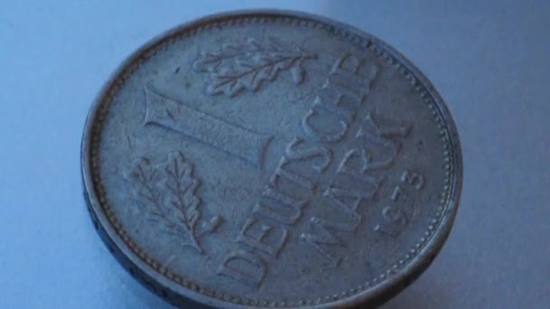 古いドイツのコイン スピン — ストック動画