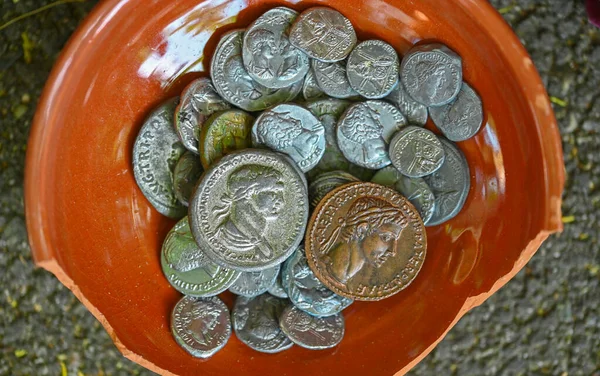 Rzymskie Starożytne Metalowe Monety — Zdjęcie stockowe