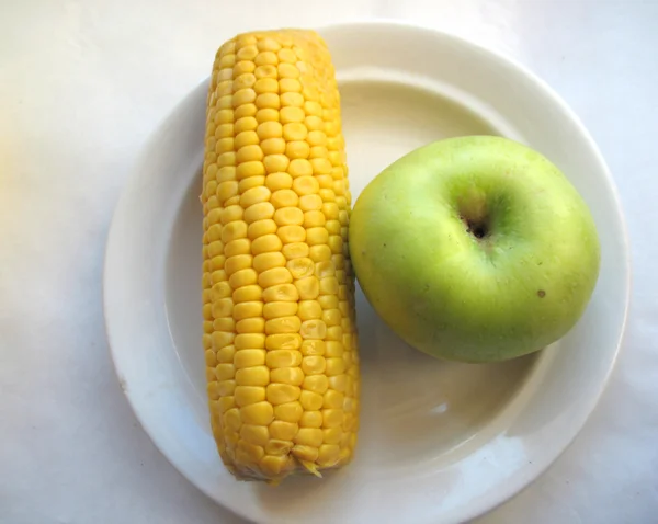 Kukuřice, jablko — Stock fotografie