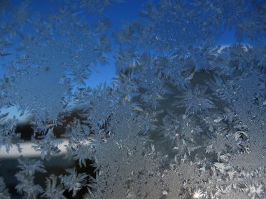 Kış penceresinde soğuk desen