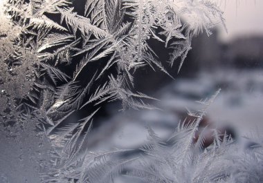 Kış penceresinde soğuk desen