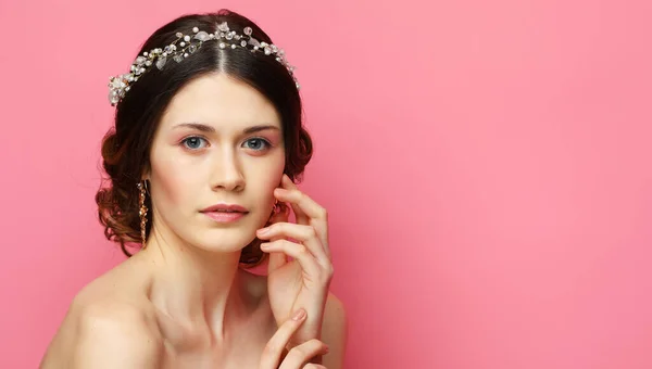 Portrait of the young bride with diadem — Stock Photo, Image