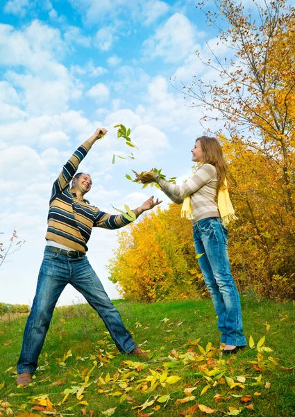 Pareja feliz —  Fotos de Stock