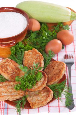 aromatik otlar ile kabak krep.