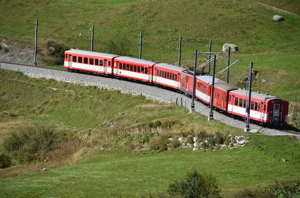 Alpine express at Furka pass, Switzerland — Stock Photo, Image