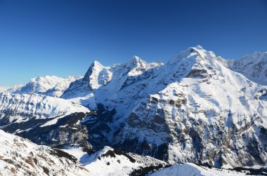 Eiger, moench ve jungfrau: üç ünlü İsviçre dağ zirveleri