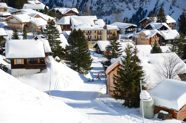 Muerren, beroemde Zwitserse Ski resort — Stockfoto