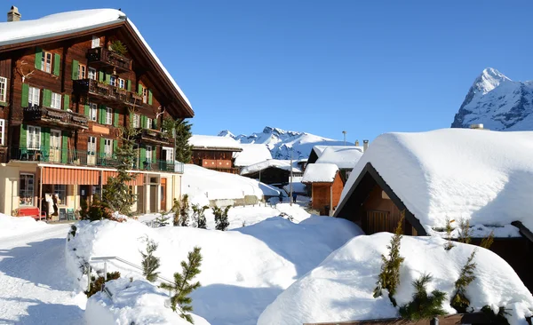 Murren, célèbre station de ski suisse — Photo