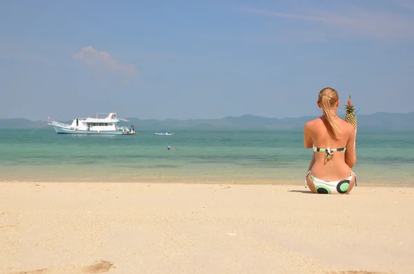 Scène de plage. Île de Naka, Thaïlande — Photo