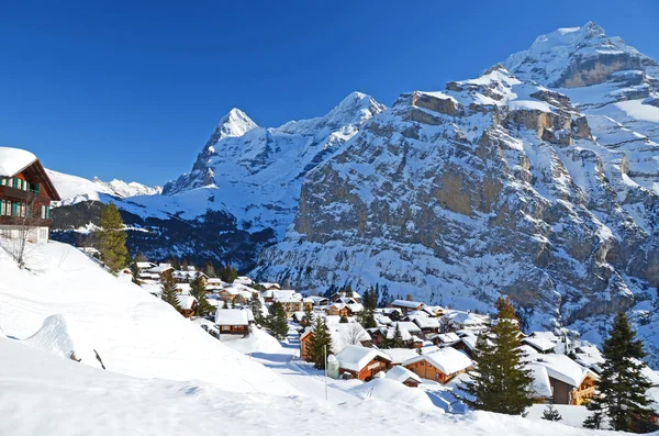 Muerren, berühmtes Schweizer Skigebiet — Stockfoto