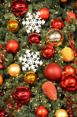 Madalyalı Noel ağacı