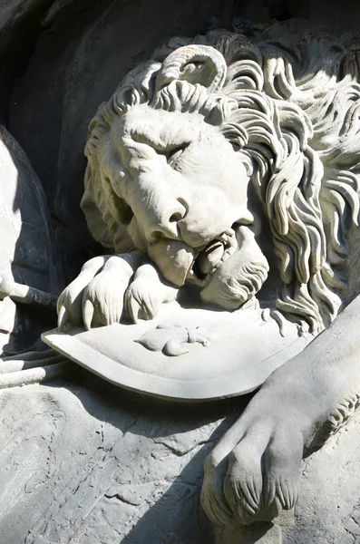 The Lion monument in Lucerne, Switzerland — Stock Photo, Image