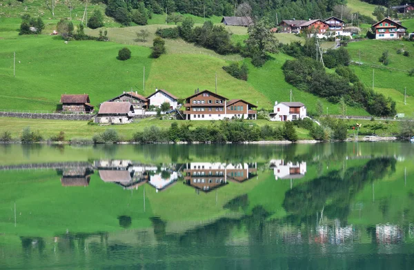 Lac Lungerer, Suisse — Photo