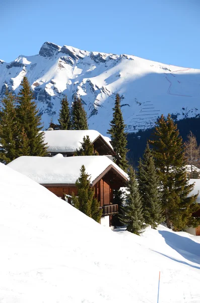 Muerren, berömda schweiziska skidorten — Stockfoto