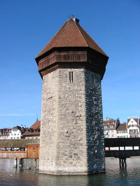 Stará vodárenská věž – symbol lucernu — Stock fotografie