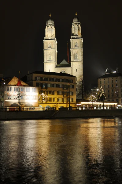 Grossmuenster Kościół w Zurychu — Zdjęcie stockowe