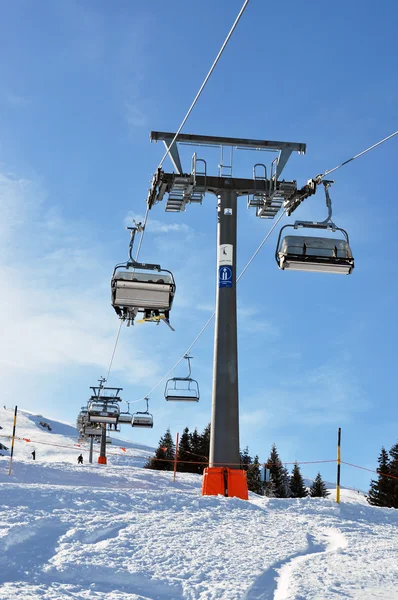 Ski lift in Pizol, famous Swiss resort — Stock Photo, Image