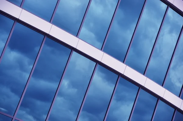 Glass wall of a modern office building — Stock Photo, Image