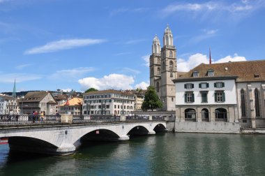 Zürih şehir merkezine