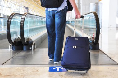 Gezgin speedwalk adlı bir çanta