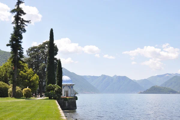 Park of Villa Melzi in Bellagio at the famous Italian lake Como — Stock Photo, Image