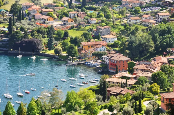 Διάσημο ιταλικό στη λίμνη Κόμο από την villa serbelloni — Φωτογραφία Αρχείου