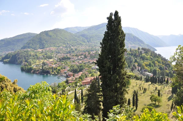 Bellagio Stadt am berühmten italienischen Comer See — Stockfoto