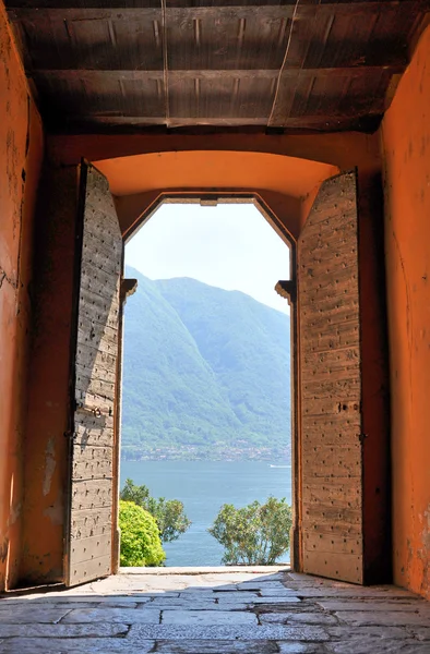 Pohled na jezero como, Itálie — Stock fotografie