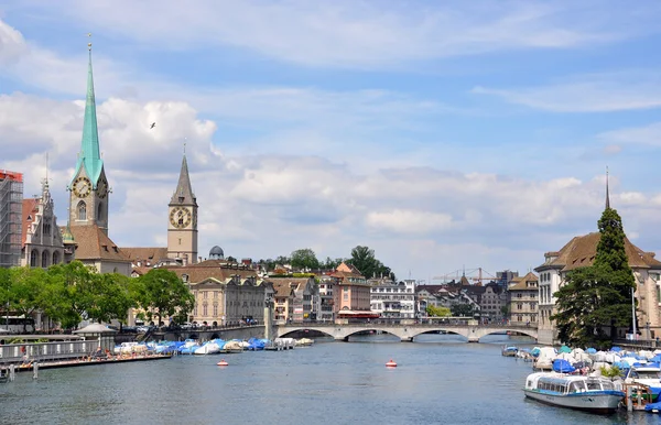 Zurich downtown across Limmat river — Stock Photo, Image