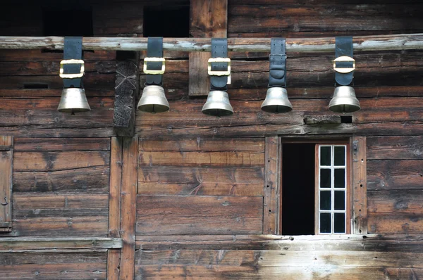 Traditional Swiss cowbells in Jungfrau region — Stock Photo, Image