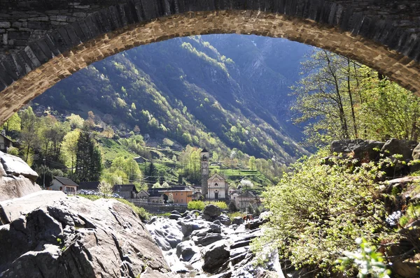 Doliny Verzasca, Szwajcaria — Zdjęcie stockowe