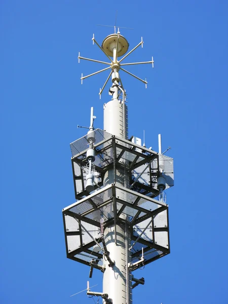 Communication tower — Stock Photo, Image