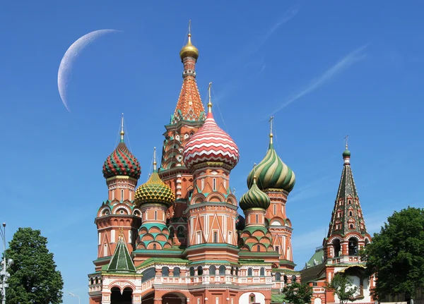 St. Basil cathedral in Moscow — Stock Photo, Image