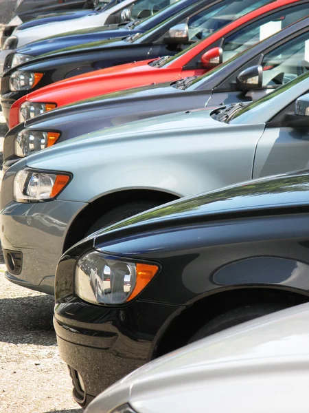 Fila de carros — Fotografia de Stock