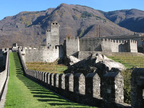 Ancient fortifications in Bellinzona, Switzerland — Stock Photo, Image