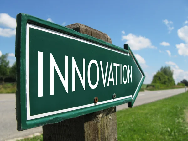 INNOVATION road sign — Stock Photo, Image