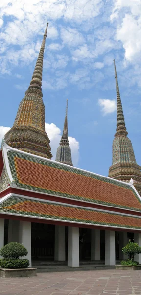 Wat Po temple in Bangkok — Stock Photo, Image