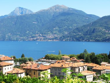 Menaggio town adlı ünlü İtalyan lake Como açık