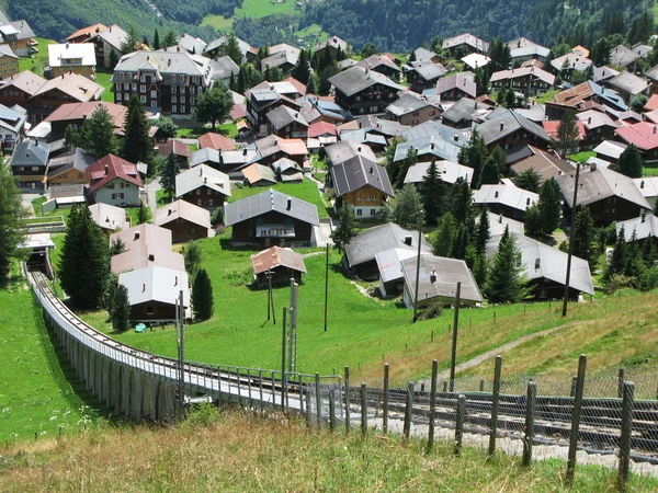 Muerren, известный швейцарский горнолыжный курорт — стоковое фото