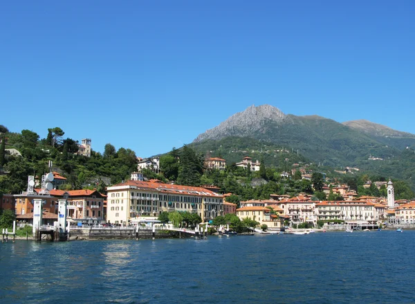 Menaggio ciudad en el famoso lago italiano Como — Foto de Stock