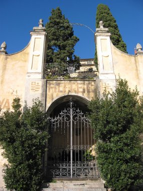 Akdeniz bölgesinde eski otel