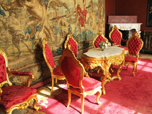 Villa Monasteron sisätilat. Comojärvi, Italia — kuvapankkivalokuva