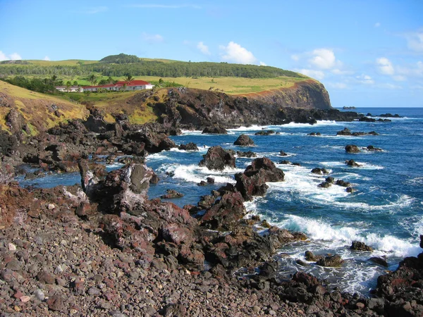 View of Easter Island near Hangaroa village — Stock Photo, Image