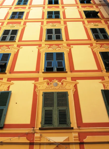 Traditional Ligurian house. Camogli, Italy — Stock Photo, Image