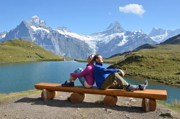 Viajero en los Alpes — Foto de Stock