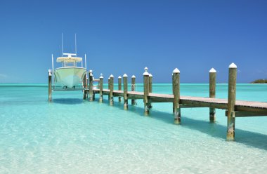 tahta iskeleye yat. Exuma, bahamas