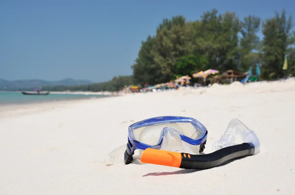 Snorkeling set on Bangtao beach of Phuket island — Stock Photo, Image