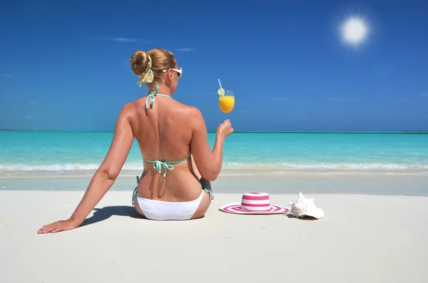 Cena de praia. Exuma, Bahamas — Fotografia de Stock