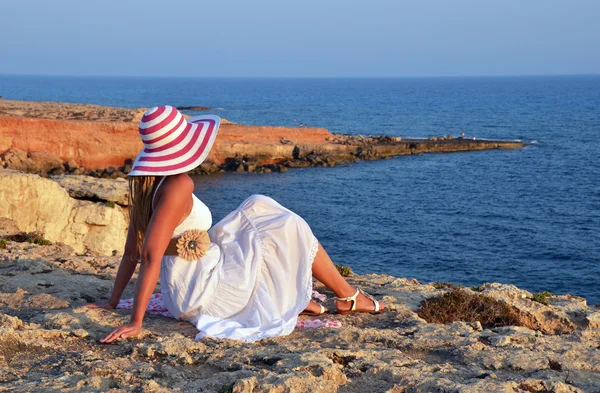 Girl on the rock, Cyprus — Stock Photo, Image