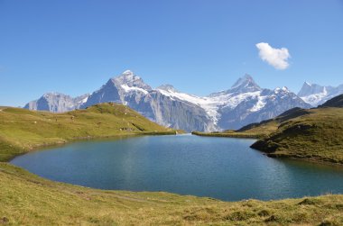 swiss bernese Alpleri'nde bachalp Gölü